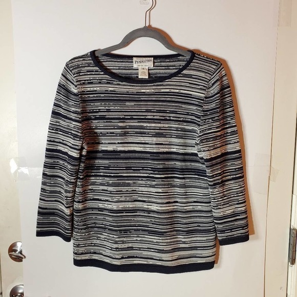 Pendleton Sweaters - Pendleton knit 3/4 sleeve top Small